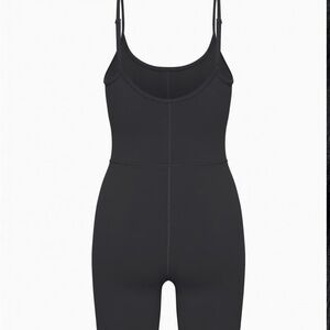 Chic Black Sleeveless Jumpsuit